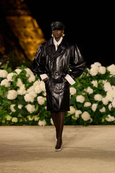 Look 2